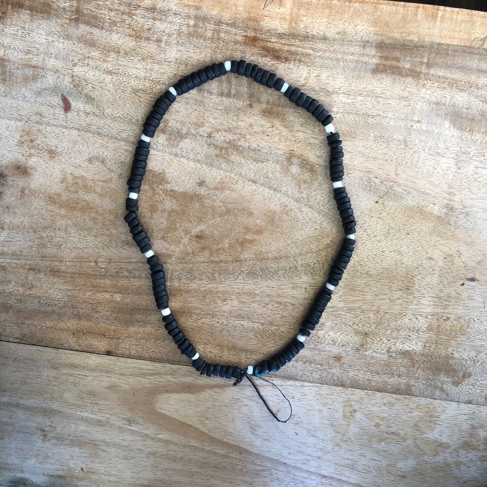 Bead necklace